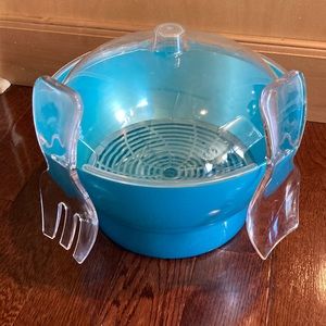 QVC NIB Salad & Appetizers “On Ice” Bowl Blue-